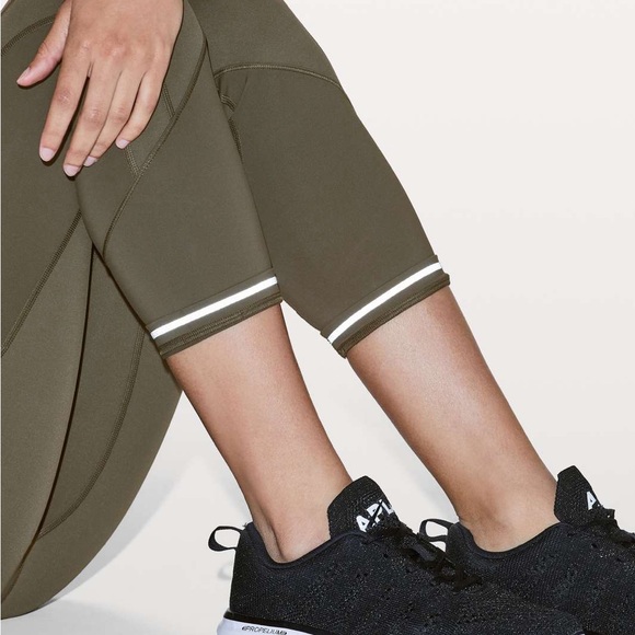 Lululemon Athletica All The Right Places II crop 23” in Dark Olive - Picture 3 of 8